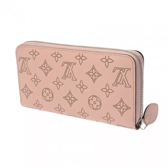LOUIS VUITTON Monogram Mahina Zippy wallet Magnolia - Picture 2 of 12